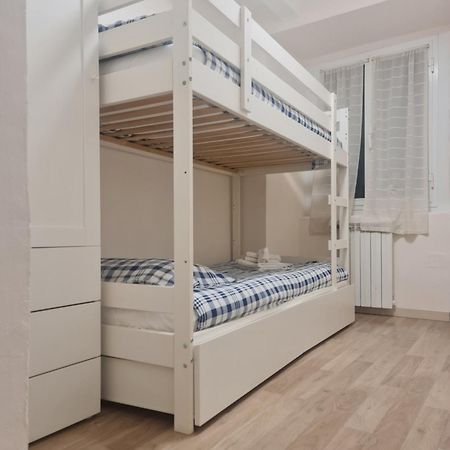 Trilocale Nel Centro Di Sampierdarena Apartment Genoa Ngoại thất bức ảnh