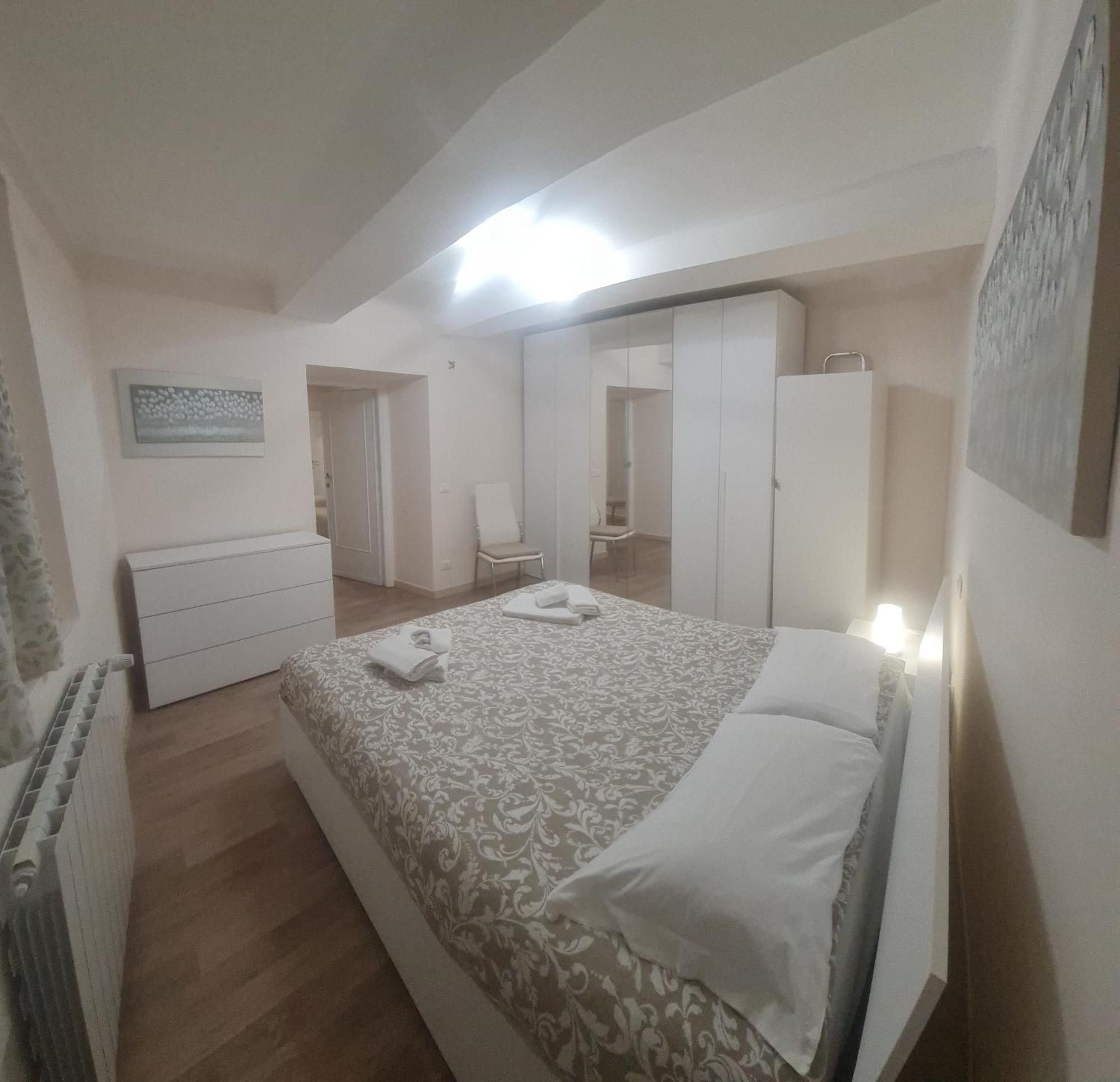 Trilocale Nel Centro Di Sampierdarena Apartment Genoa Ngoại thất bức ảnh
